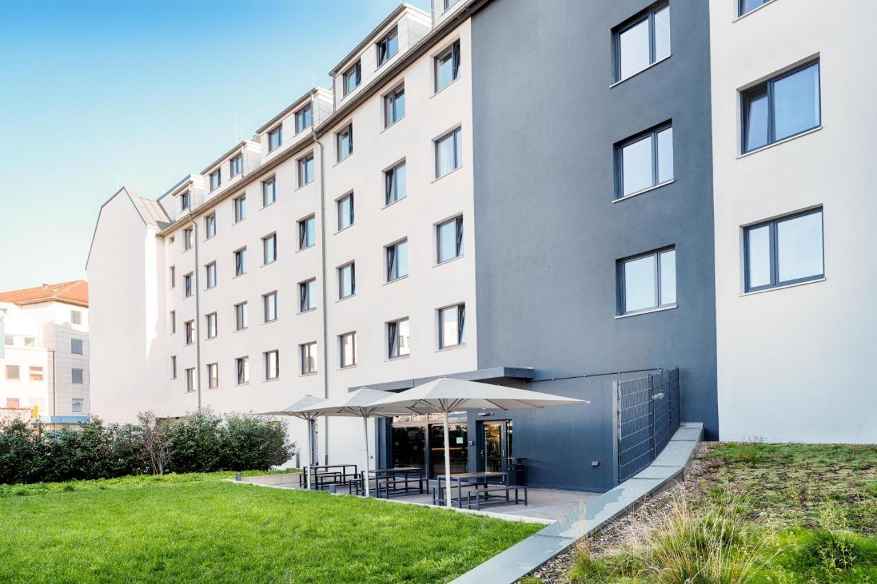 B&B Hotel Nuernberg-Plaerrer Exterior foto